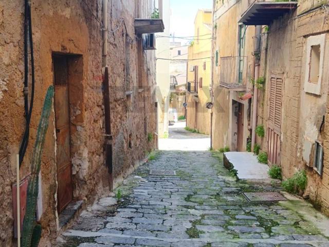 Casa indipendente in vendita a Favara