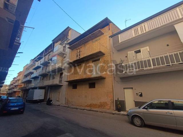 Casa indipendente in vendita a Favara