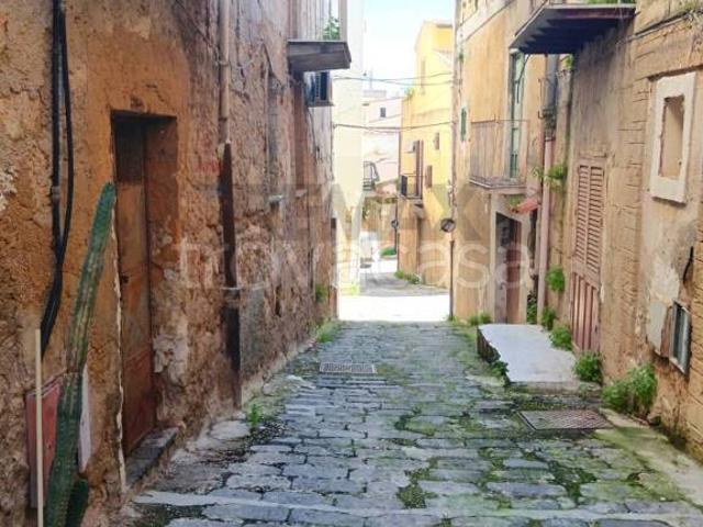 Casa indipendente in vendita a Favara