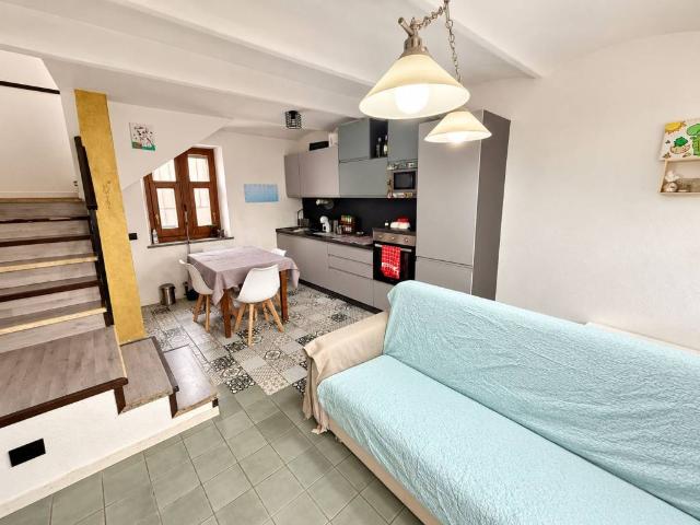 Casa indipendente in vendita a Favria TO
