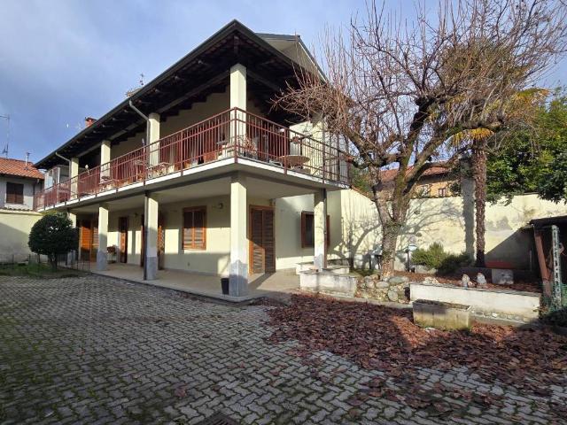 Casa indipendente in vendita a Favria TO