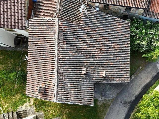 Casa indipendente in vendita a Fabbrica Curone AL