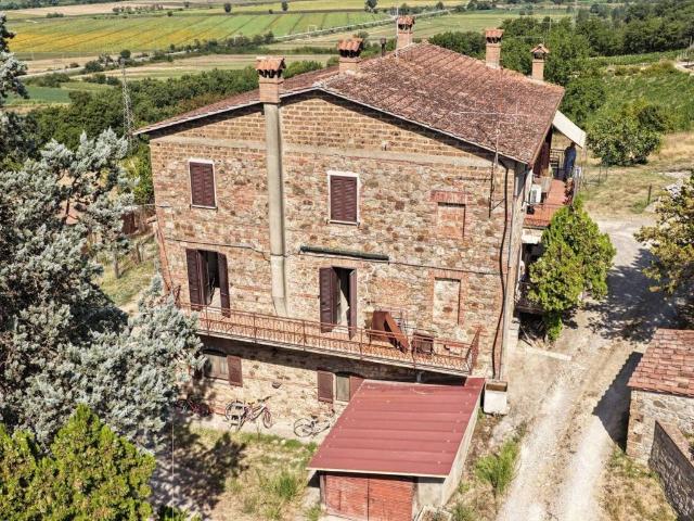 Casa indipendente in vendita a Fabro TR
