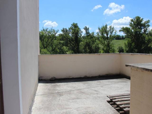 Casa indipendente in vendita a Fabriano AN