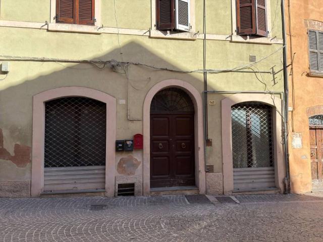 Appartamento in vendita a Fabriano AN