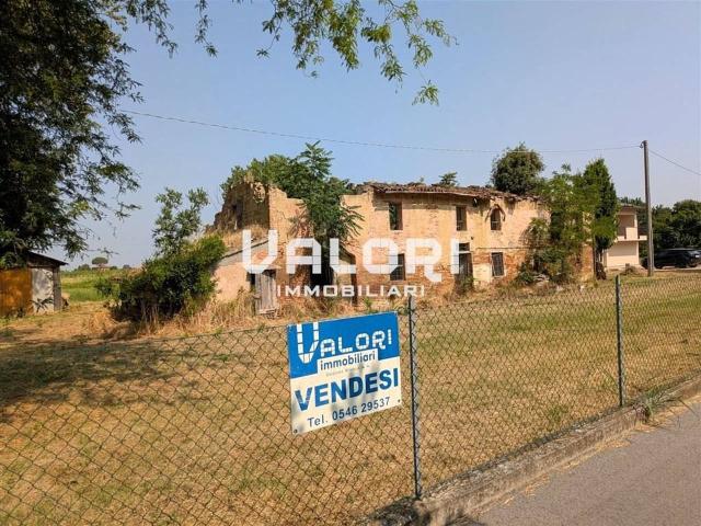 Casa indipendente in vendita a Faenza