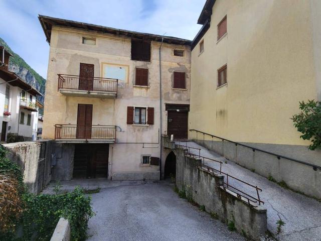 Casa indipendente in vendita a Fai della Paganella TN
