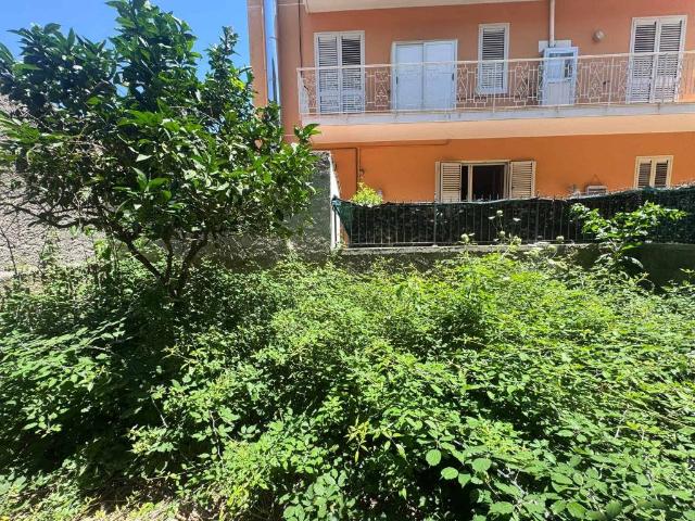 Casa indipendente in vendita a Falcone ME