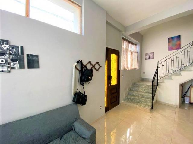 Casa indipendente in vendita a Falciano del Massico CE