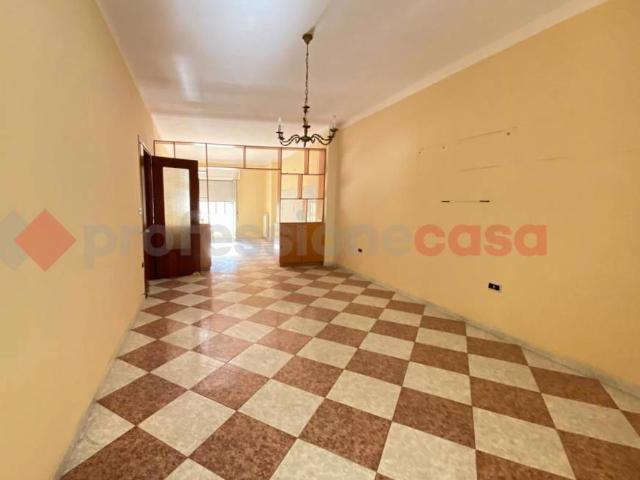 Casa indipendente in vendita a Falciano del Massico CE