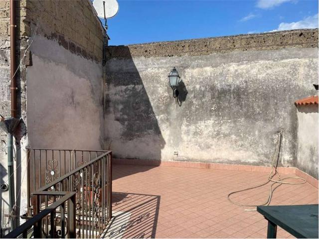 Casa indipendente in vendita a Falciano del Massico CE