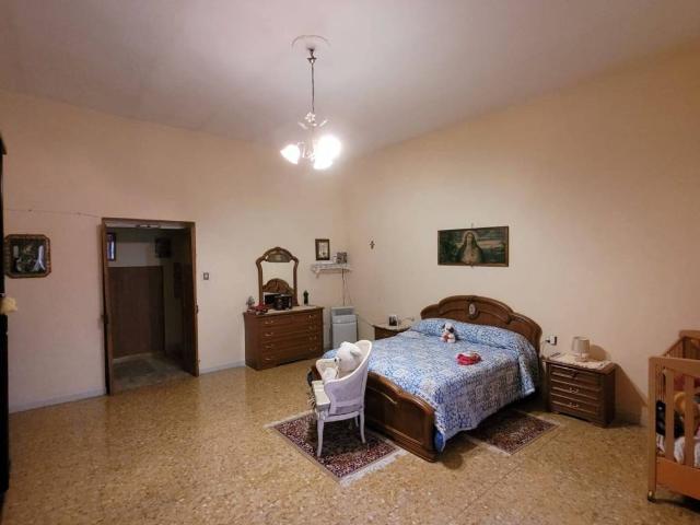 Casa indipendente in vendita a Falciano del Massico CE