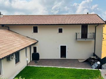 Casa indipendente in vendita a Falerna CZ