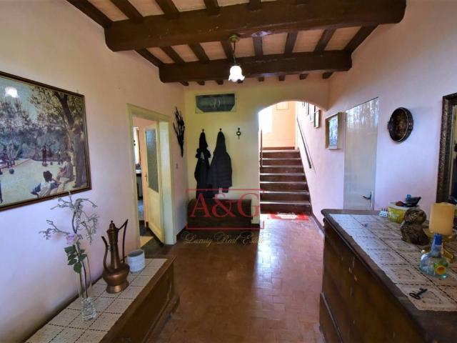 Casa indipendente in vendita a Falerone FM