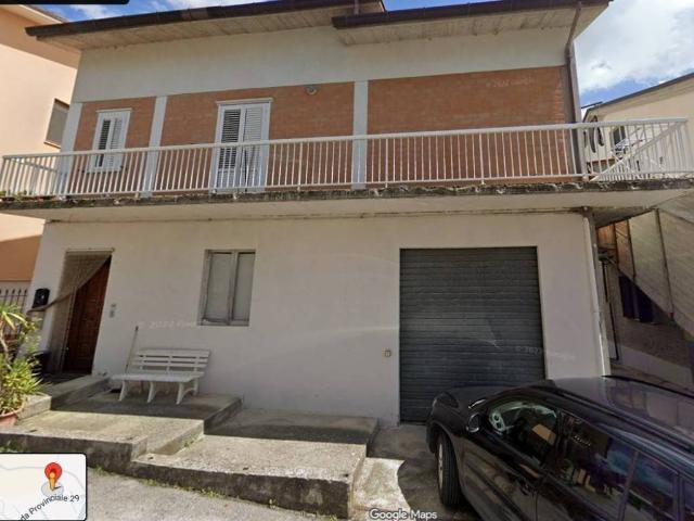 Casa indipendente in vendita a Falerone FM