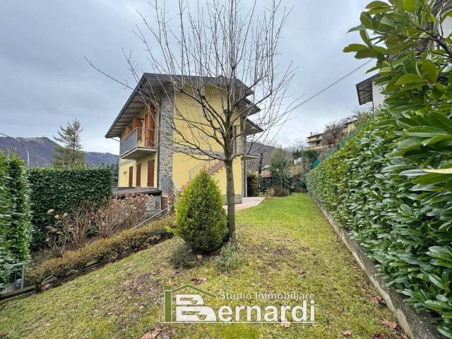 Casa indipendente in vendita a Fanano MO