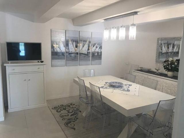 Casa indipendente in vendita a Fano PU