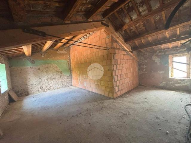 Casa indipendente in vendita a Fano PU