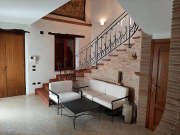 Casa indipendente in vendita a Fano PU