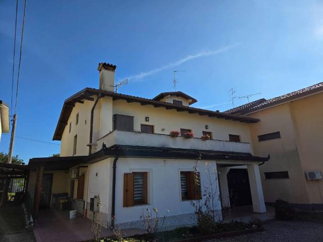 Casa indipendente in vendita a Fanna PN