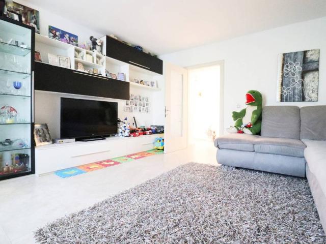 Casa indipendente in vendita a Fanna PN