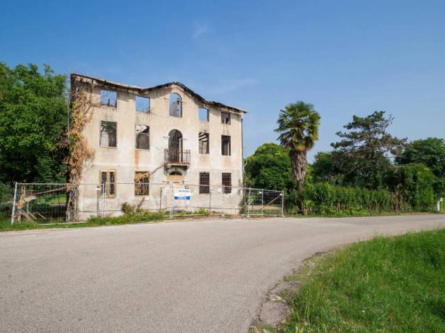 Casa indipendente in vendita a Fara Vicentino VI