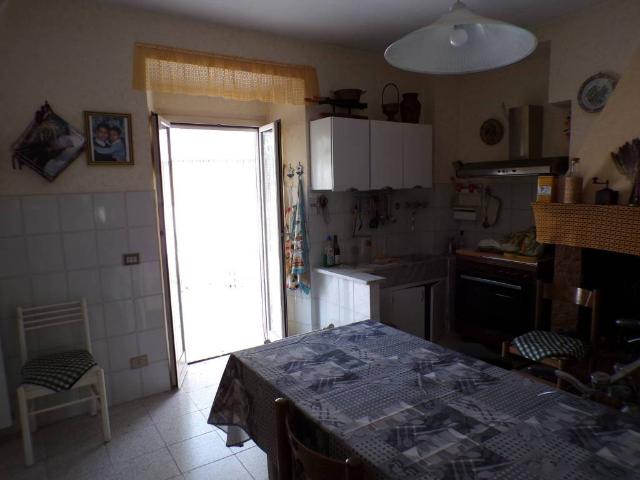 Casa indipendente in vendita a Fara in Sabina RI