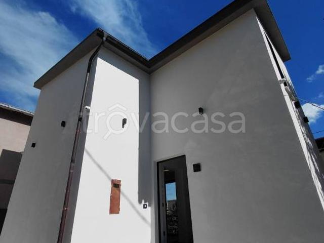 Casa indipendente in vendita a Fara in Sabina via delle Cimette, 65, Borgo Quinzio