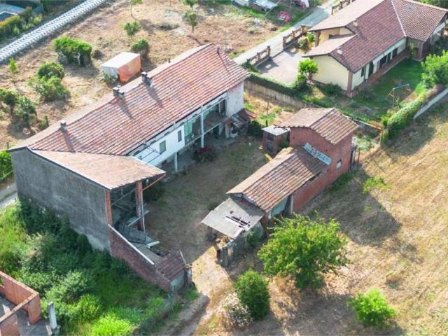 Casa indipendente in vendita a Fara Novarese NO