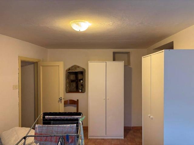 Casa indipendente in vendita a Farindola PE