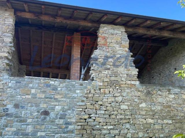 Casa indipendente in vendita a Farini PC
