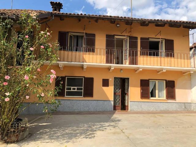 Casa indipendente in vendita a Farigliano CN