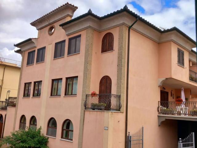 Casa indipendente in vendita a Farnese VT