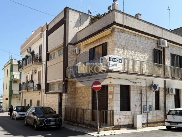 Casa Indipendente in vendita a Fasano, Savelletri
