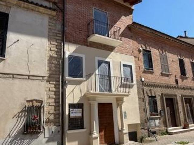 Casa indipendente in vendita a Ferentino FR