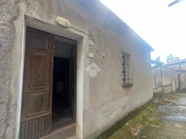Casa indipendente in vendita a Feroleto Antico CZ