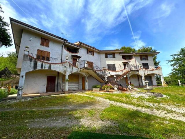Casa indipendente in vendita a Fermo FM