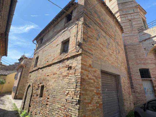 Casa indipendente in vendita a Fermo FM