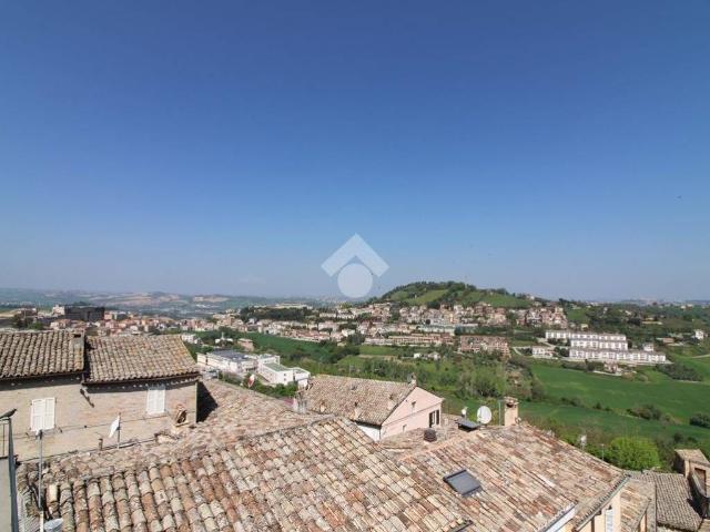 Casa indipendente in vendita a Fermo FM