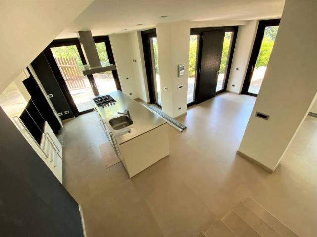 Casa indipendente in vendita a Fermo FM