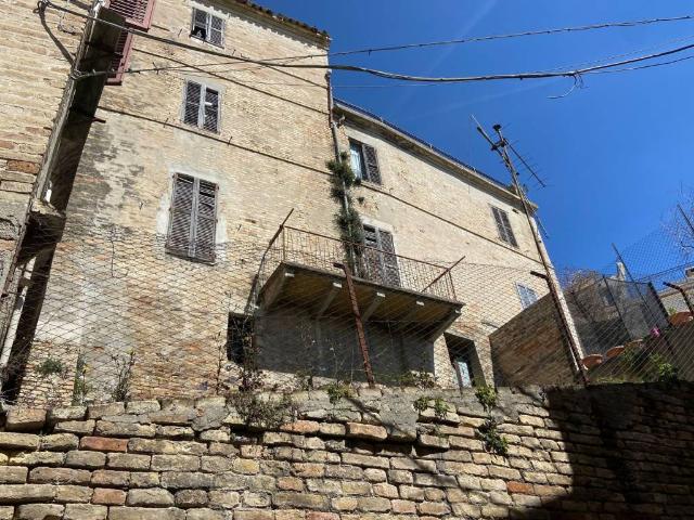Casa indipendente in vendita a Fermo FM