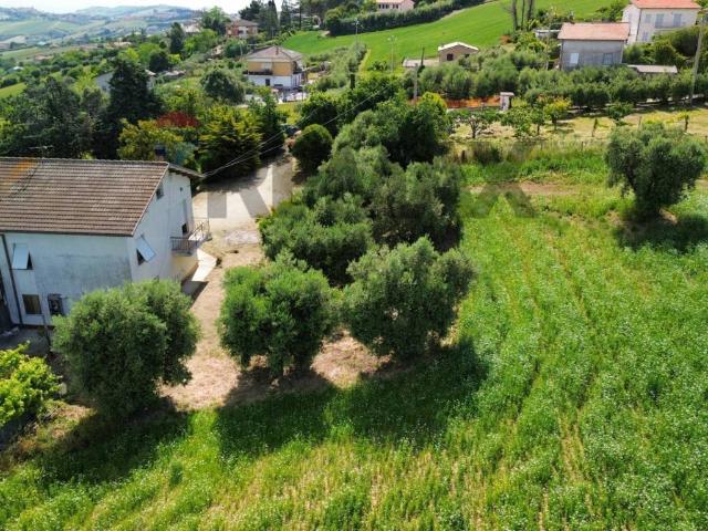 Casa indipendente in vendita a Fermo FM