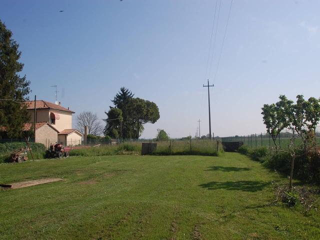 Casa indipendente in vendita a Ferrara