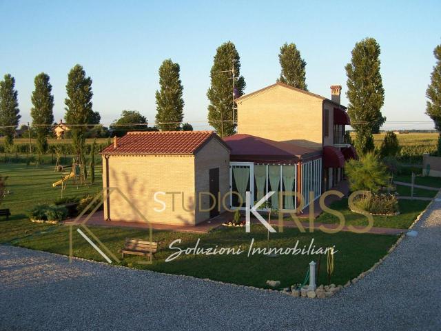 Casa indipendente in vendita a Ferrara