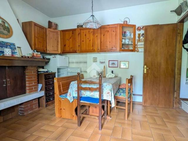 Casa indipendente in vendita a Ferrara di Monte Baldo VR