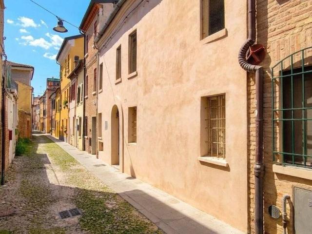 Casa indipendente in vendita a Ferrara FE