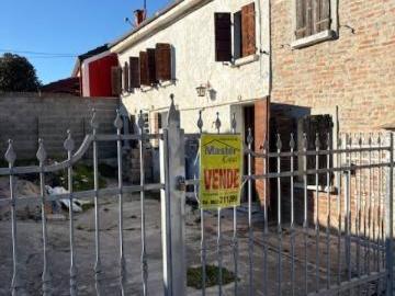 Casa indipendente in vendita a Ferrara FE