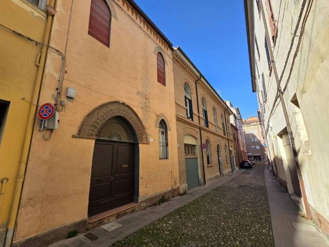 Casa indipendente in vendita a Ferrara FE