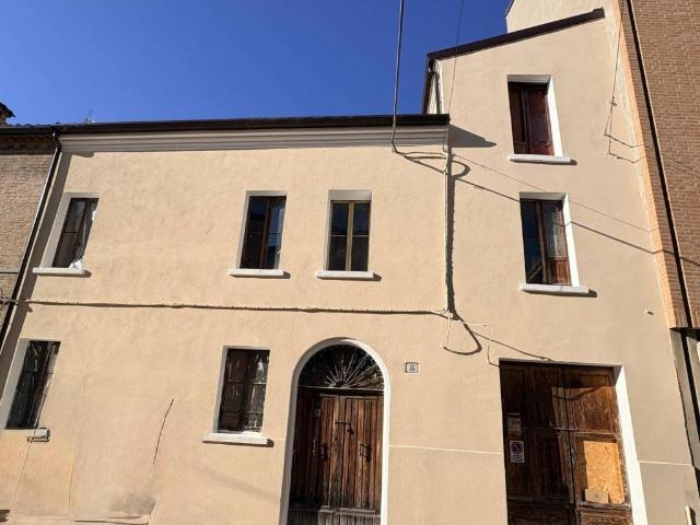 Casa indipendente in vendita a Ferrara FE