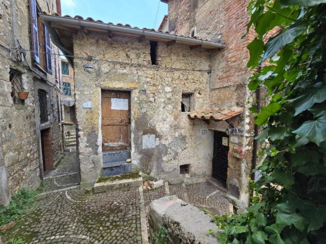 Casa indipendente in vendita a Fiuggi FR